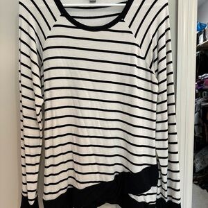 Market & Spruce Black and White Striped Knit Top